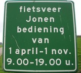 PB040022