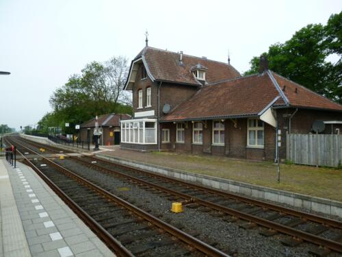 Station Dodewaard – Hemmen